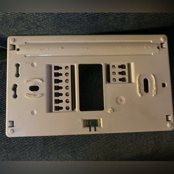 Trane Programmable Smart Thermostat (like-new) - Picture 5 of 5